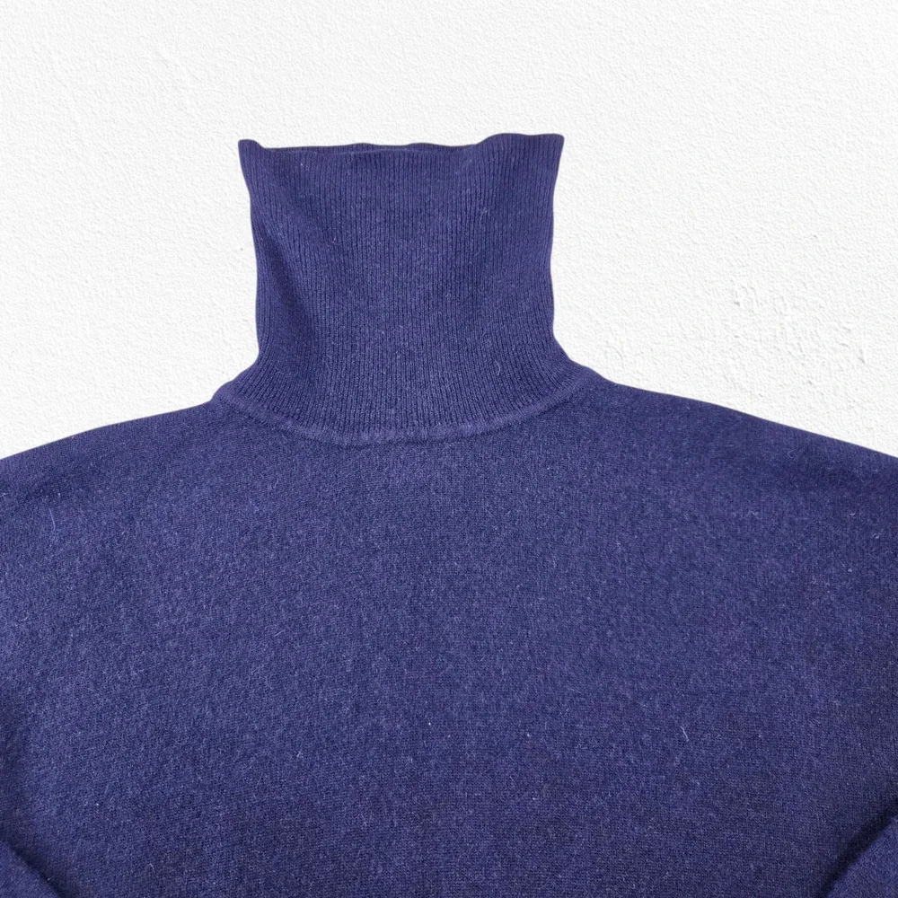 Vintage 80s Navy Blue Lambswool Angora Fitted Turtleneck Sweater Size Medium
